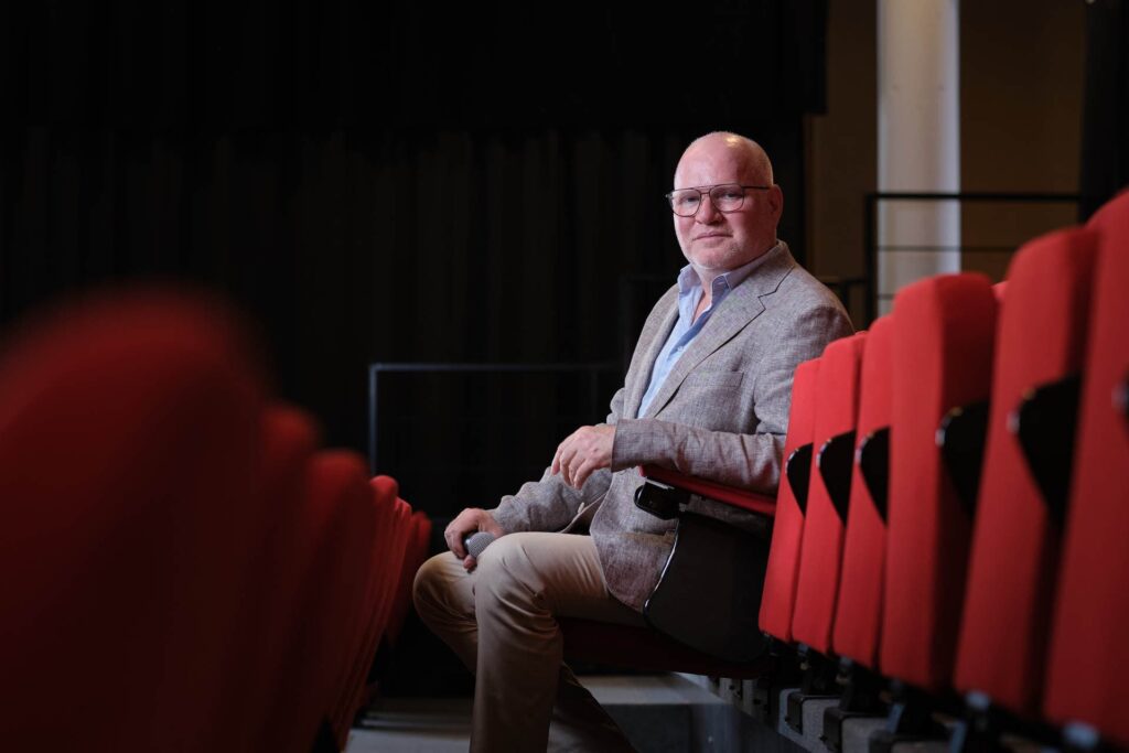 Portrait corporate dirigeant pour illustrer sa communication